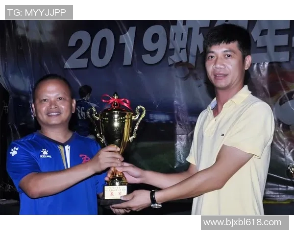 足球明星的学历揭秘：从校园到绿茵场的学术之路与成就分析