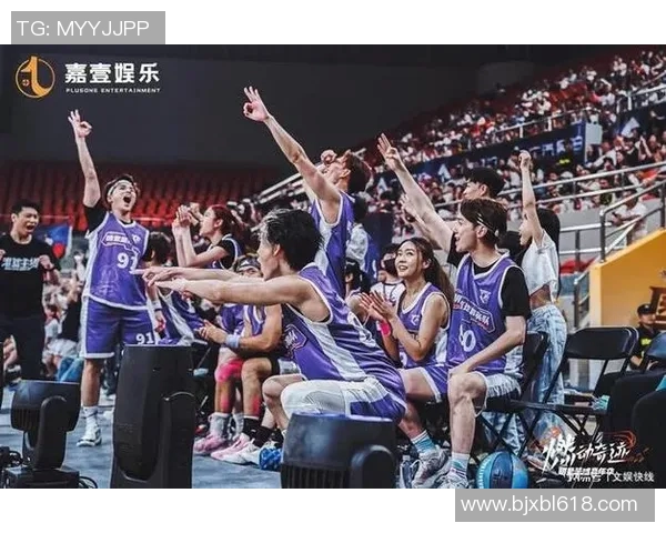 篮球明星化身老年人展现人生智慧与运动激情的完美结合